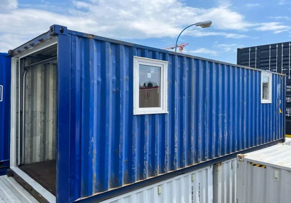 Container maritime 30 pieds d’occasion avec porte sectionnelle 6