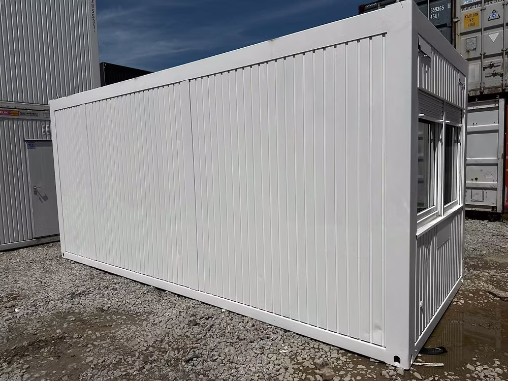 Conteneur bureau 2,5 × 6 m 11