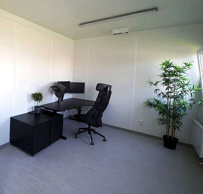 Conteneur Bureau – 2,98 x 2,43 m 3