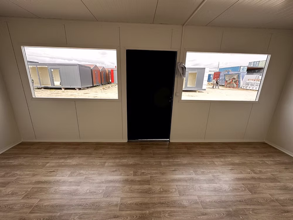 Conteneur Bureau  Pavillon Commercial 3×6 m 2