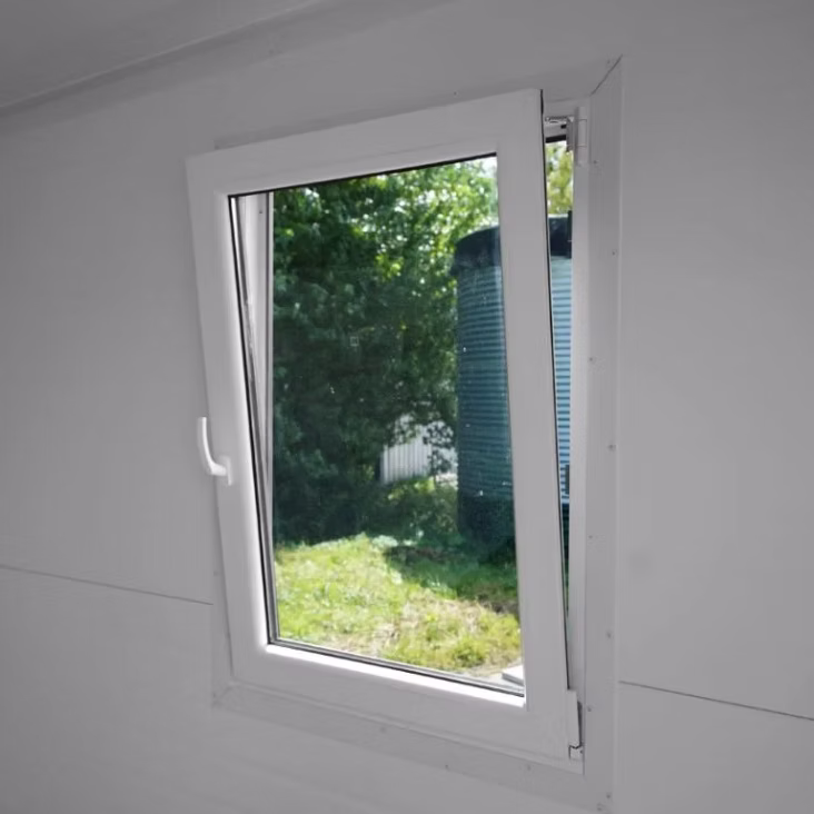 Conteneur habitable 4 x 3 m modèle Helsinki 11