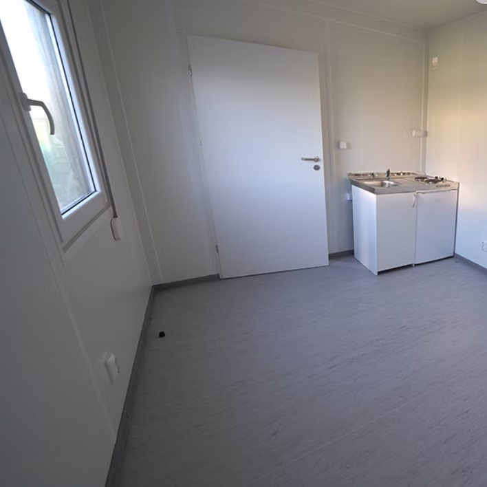 Conteneur Isolé 6 x 3 m avec Coin Sanitaire et Cuisine 3